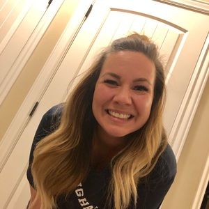 Meet your Posher, Jenn